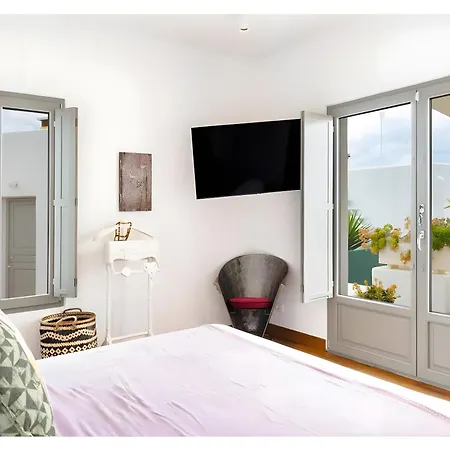 Holiday home Luna Rossa Milos - Olive Provatas