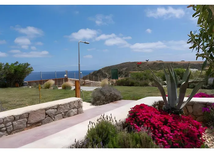 Сasa de vacaciones Luna Rossa Milos - Olive Provatas